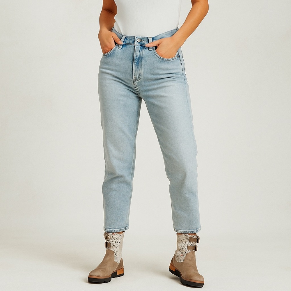 Sorel pull on boot